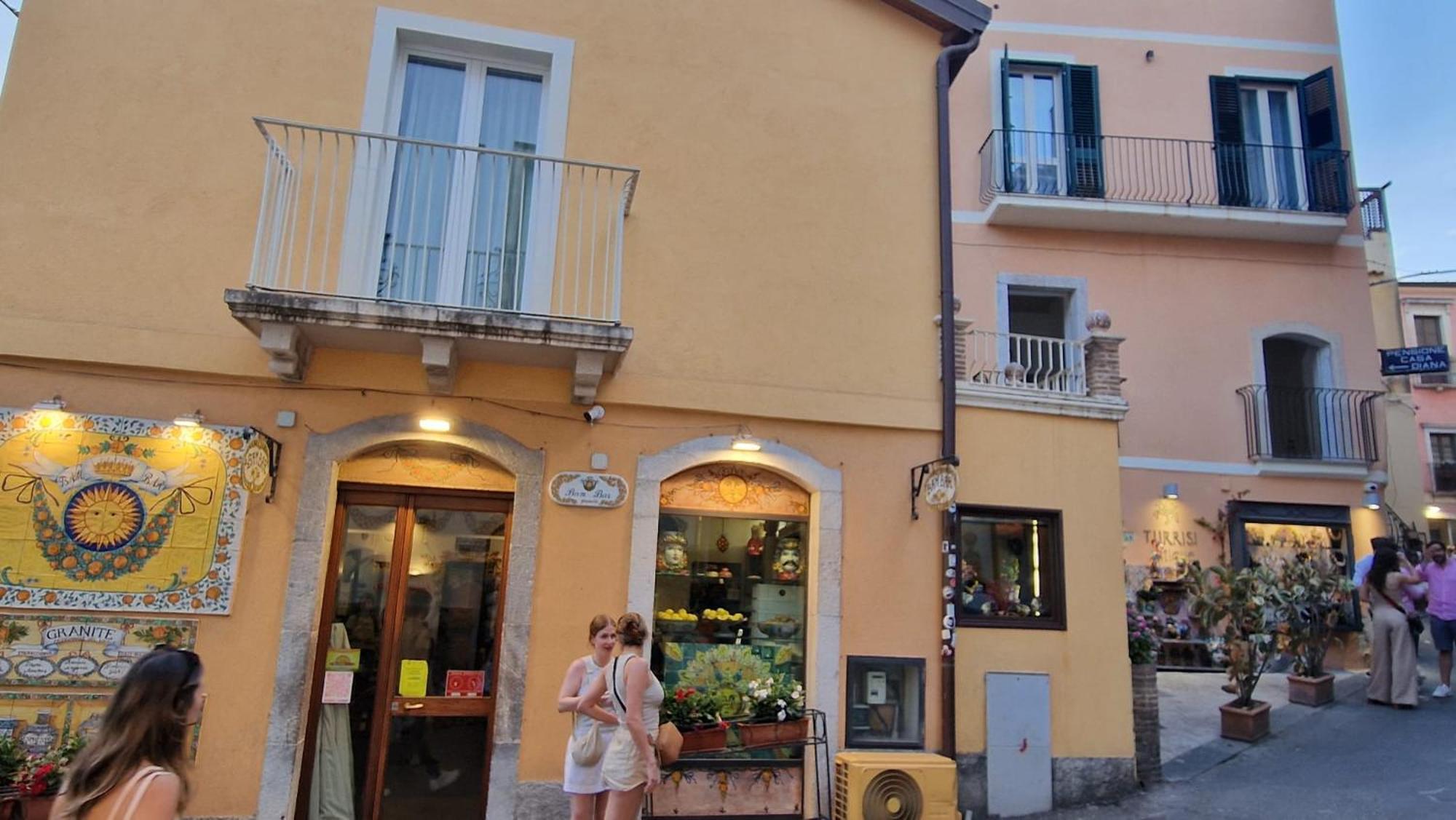 Casa Diana Taormina Apartment ภายนอก รูปภาพ