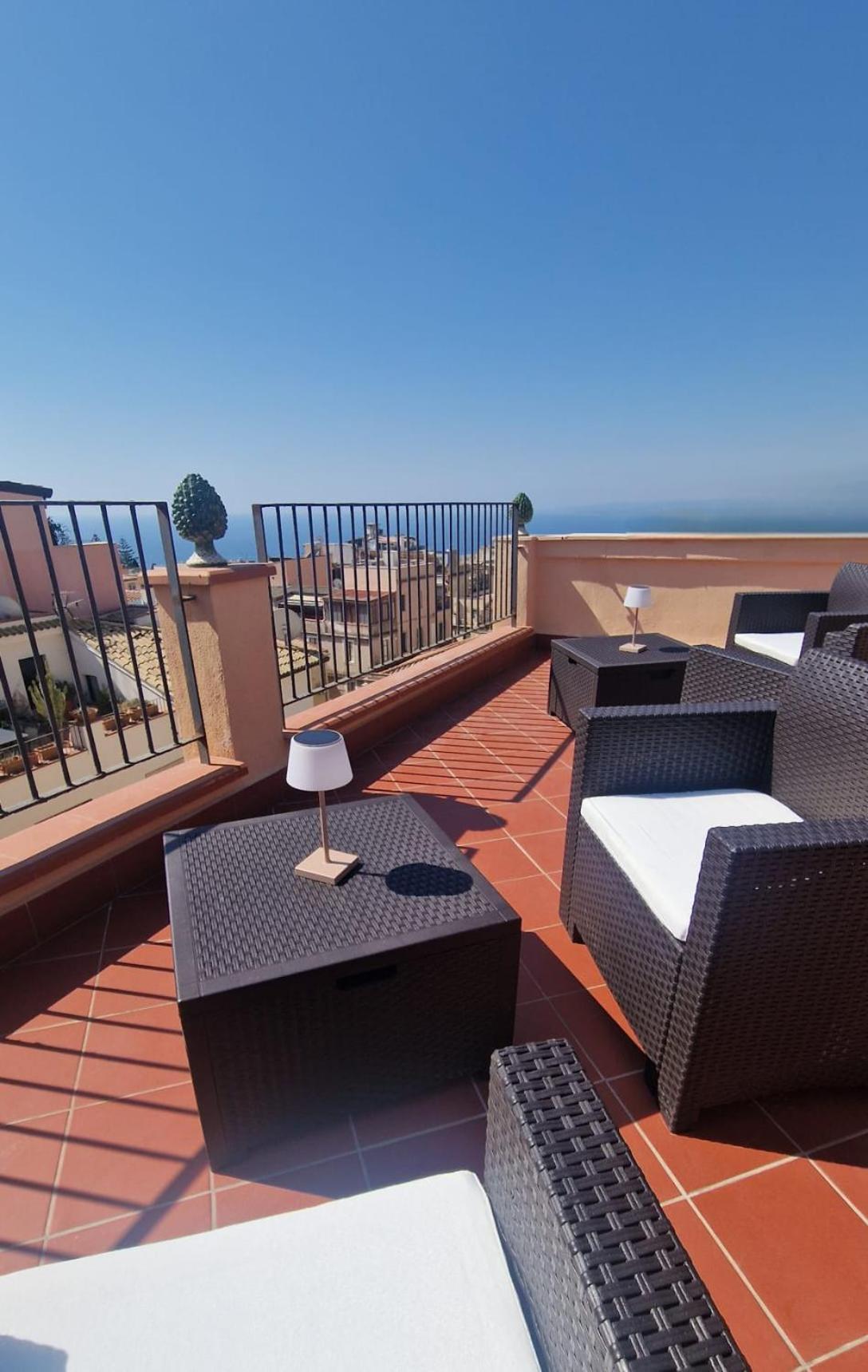 Casa Diana Taormina Apartment ภายนอก รูปภาพ